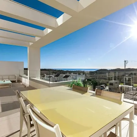 Duplex Penthouse With Sea Views, Steps To Golf Apartament Estepona