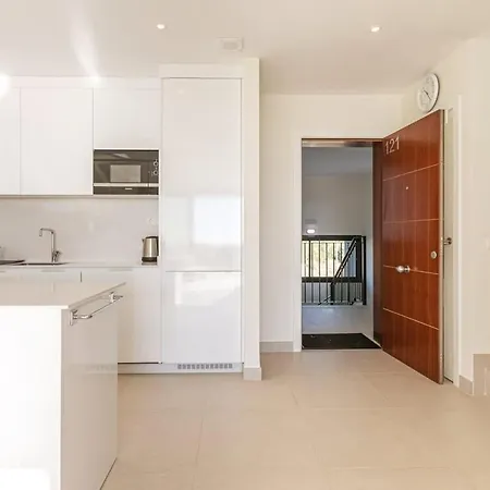 Duplex Penthouse With Sea Views, Steps To Golf Apartament *
