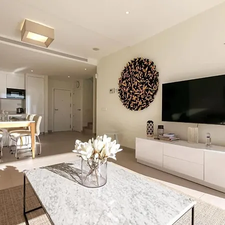 Duplex Penthouse With Sea Views, Steps To Golf Apartament