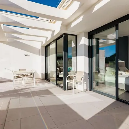 Apartament Duplex Penthouse With Sea Views, Steps To Golf Estepona