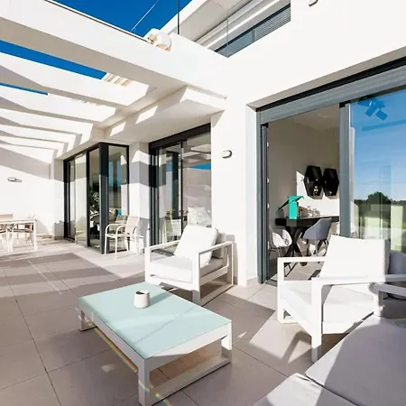 Apartament Duplex Penthouse With Sea Views, Steps To Golf