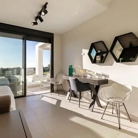 Apartament Duplex Penthouse With Sea Views, Steps To Golf *