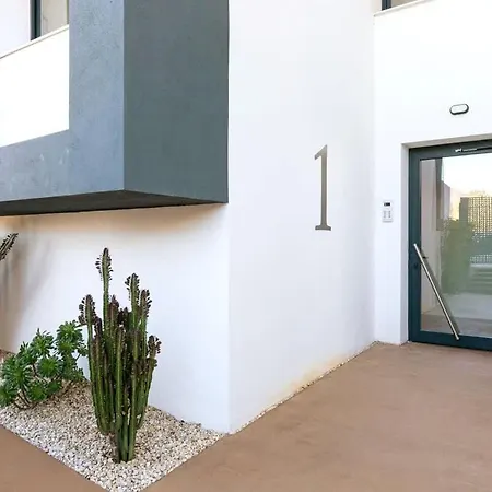 Duplex Penthouse With Sea Views, Steps To Golf Apartament Estepona